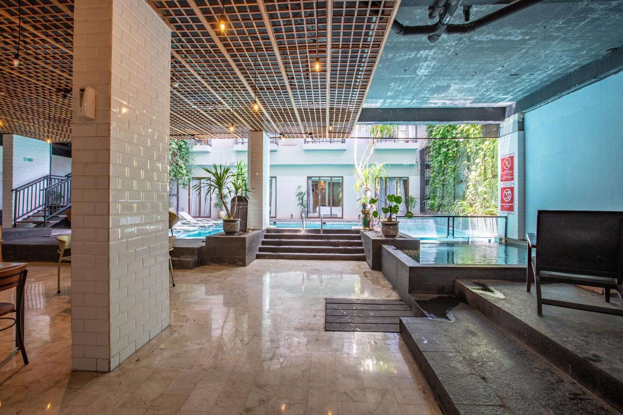 Liberta Seminyak Hotel Exterior foto